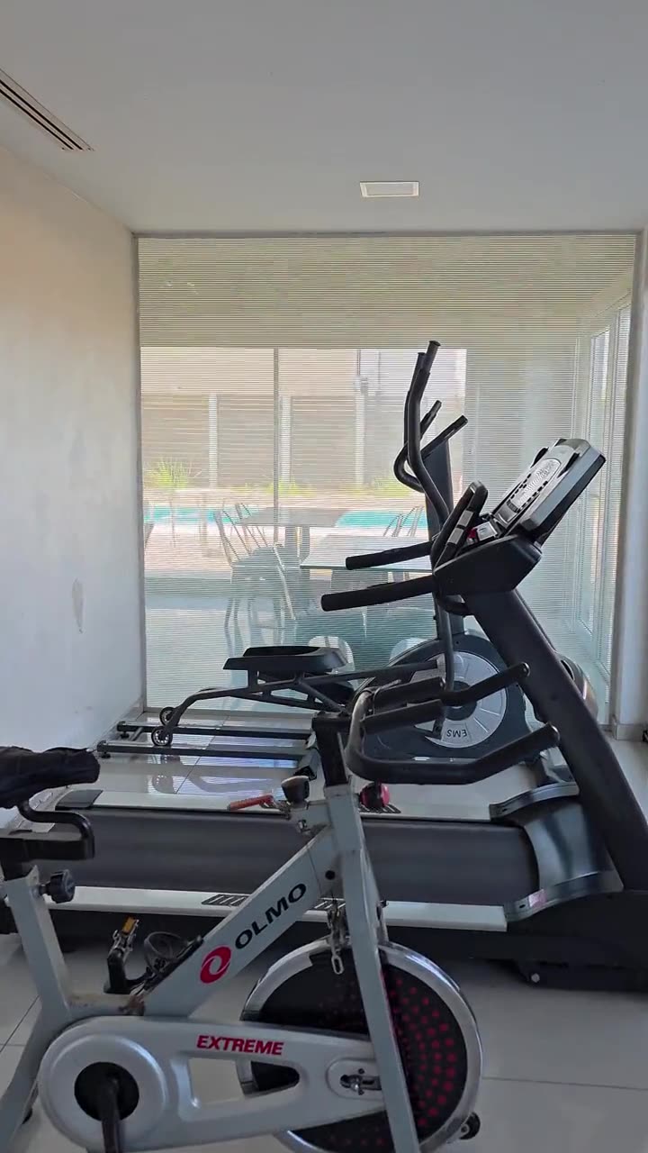 El gimnasio del edificio con sus máquinas